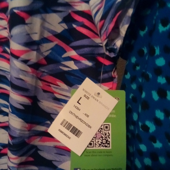 Medical Uniforms - Picture 2 of 4